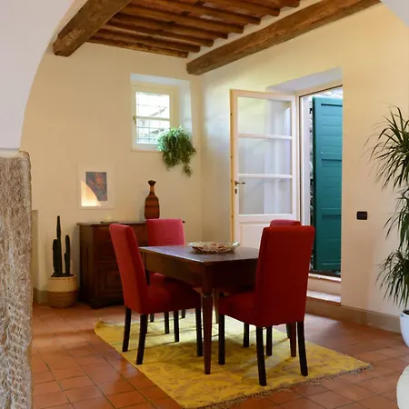 Ai Santinelli Bed & Breakfast Vorno